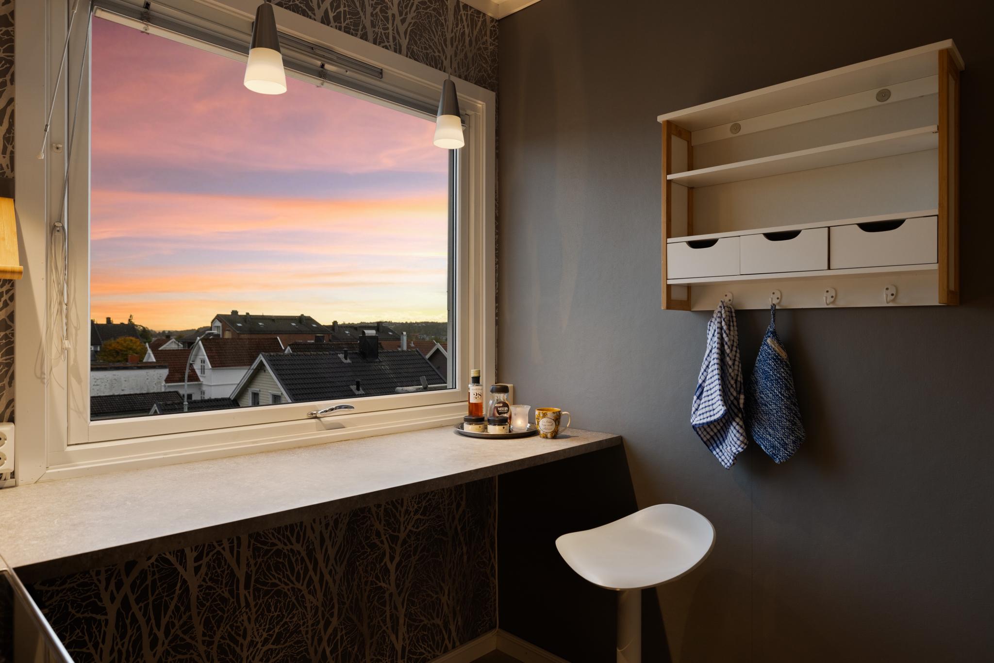 En liten frokostbenk med utsikt. 